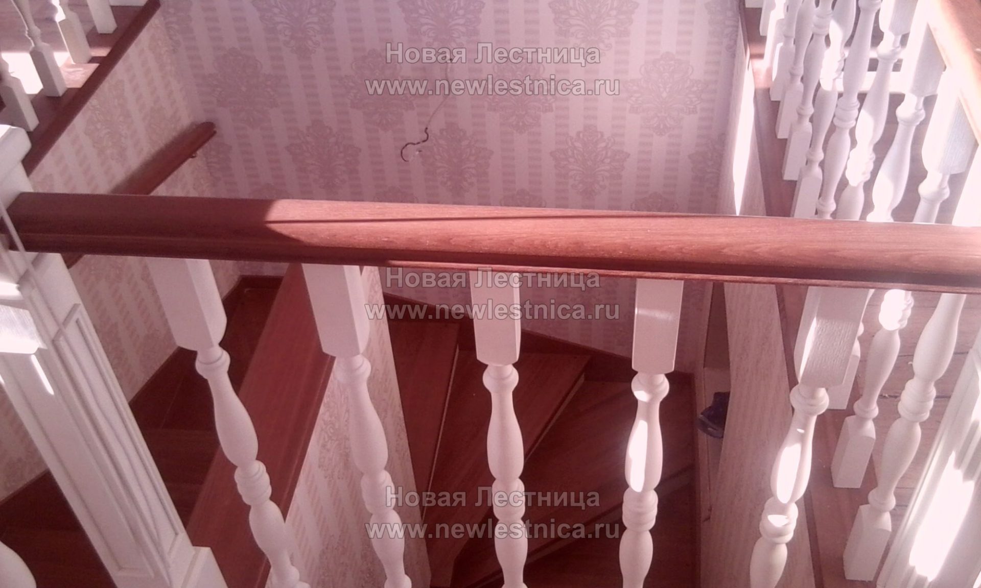 Деревянная лестница в английском стиле (Фото) #09