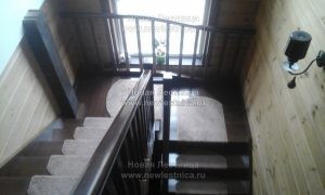 Лестница с площадкой из лиственницы (Фото) #4