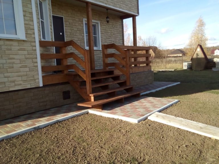 Деревянная лестница на террасу - Новая Лестница